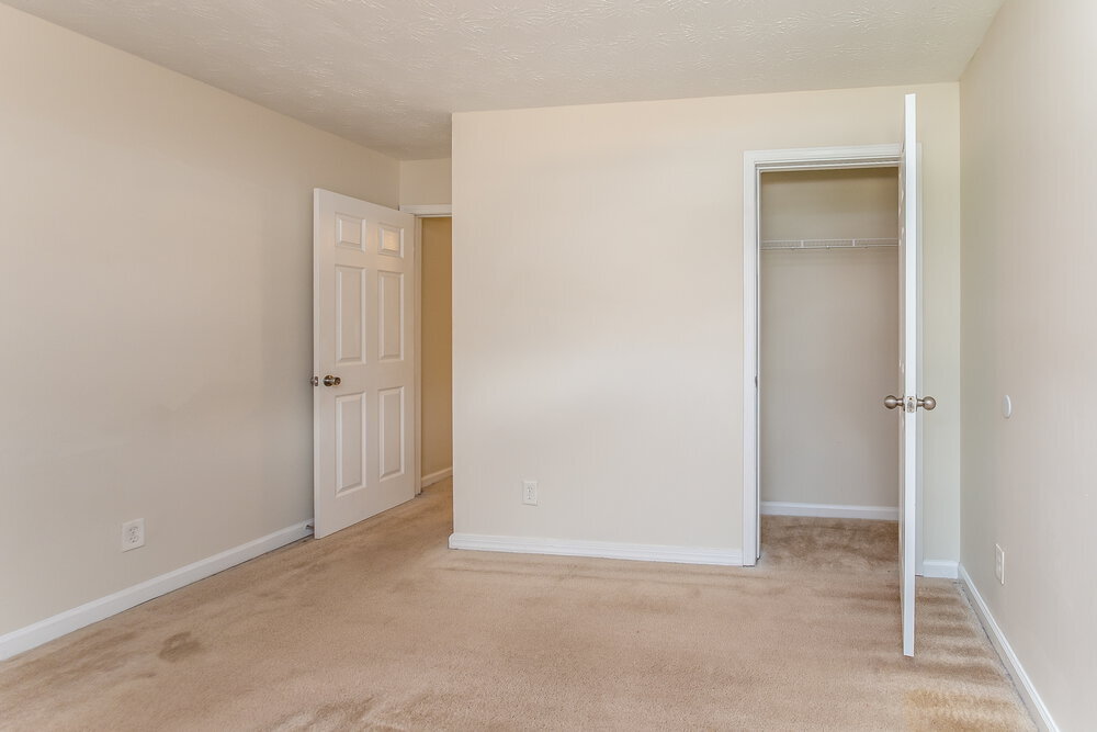 Building Photo - 331 Cobblestone Ct