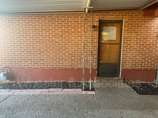 Building Photo - 455 W 4650 S