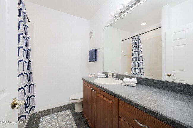 Building Photo - 830 Airport Rd