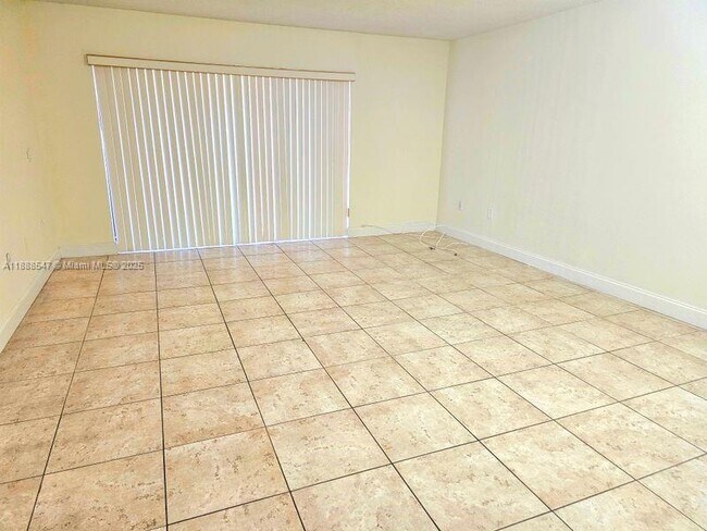 Building Photo - 8415 SW 107th Ave