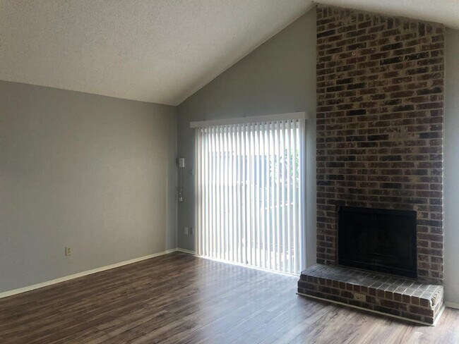Building Photo - 7002 Ivory Key Ct