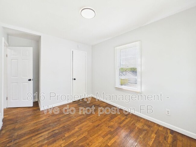 Building Photo - 10323 East 20th St S