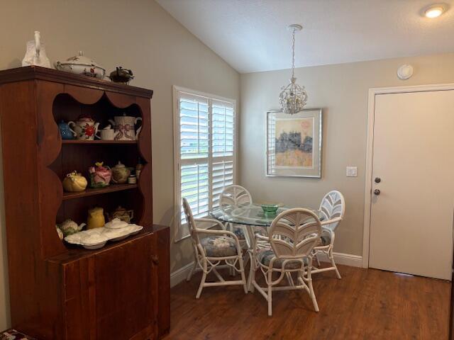 Building Photo - 5582 Royal Lake Cir