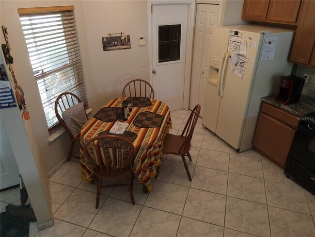 Building Photo - 1717 Burnham Ct