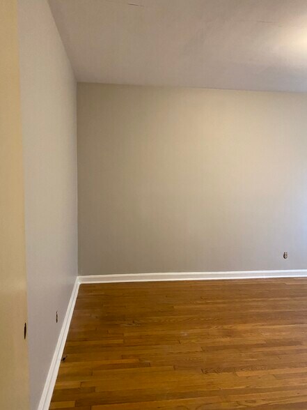 Bedroom - 730 Westwood Ave