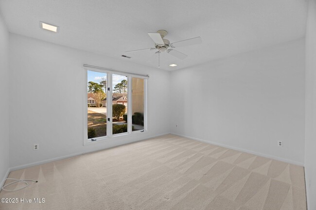 Building Photo - 1309 Santa Lucia Dr