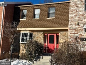 Building Photo - 8146 Larkin Ln