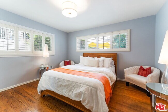 Building Photo - 1120 23rd St