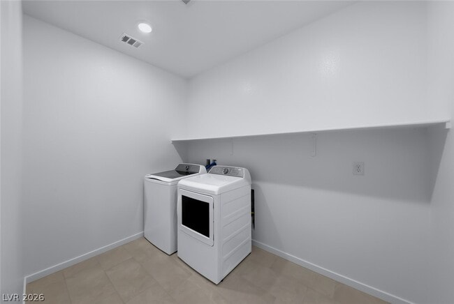 Building Photo - 1752 Strada Nathan