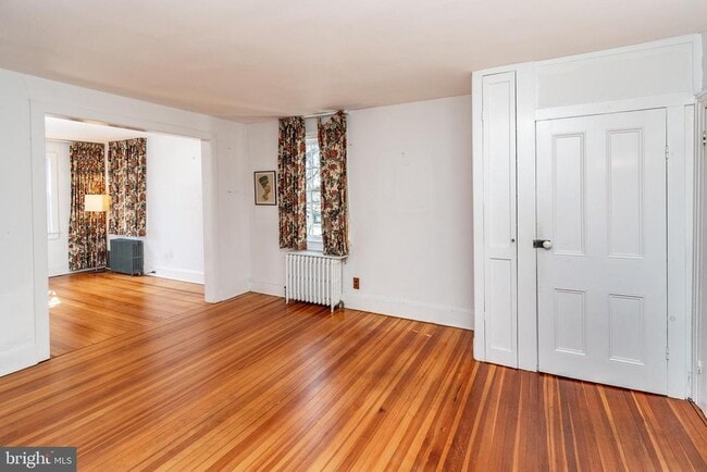 Building Photo - 45 York St