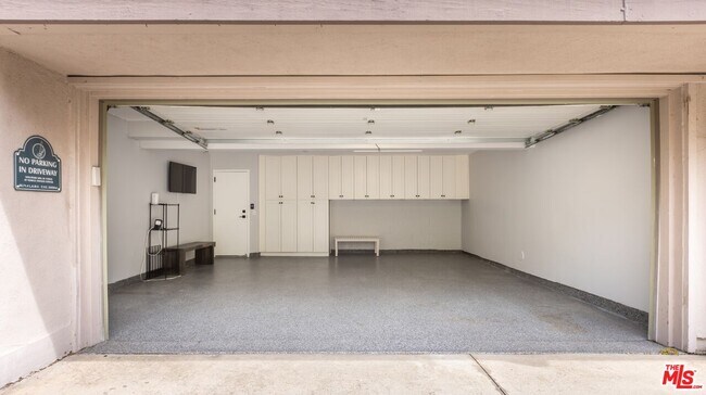 Building Photo - 13036 Mindanao Wy