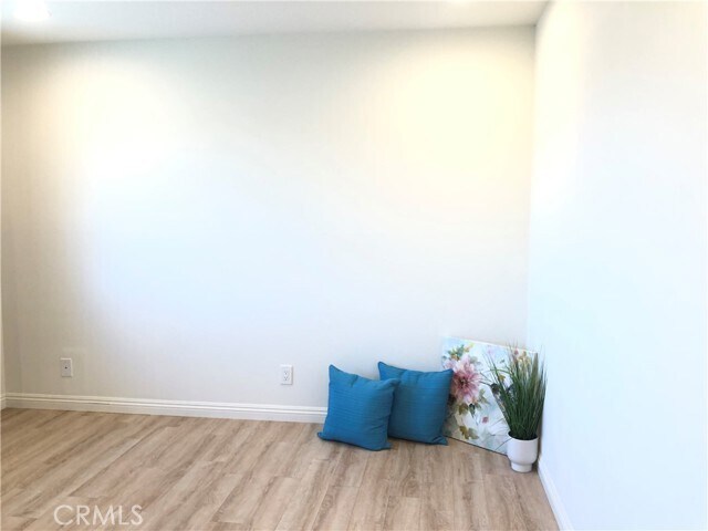 Building Photo - 221 Doverfield Dr