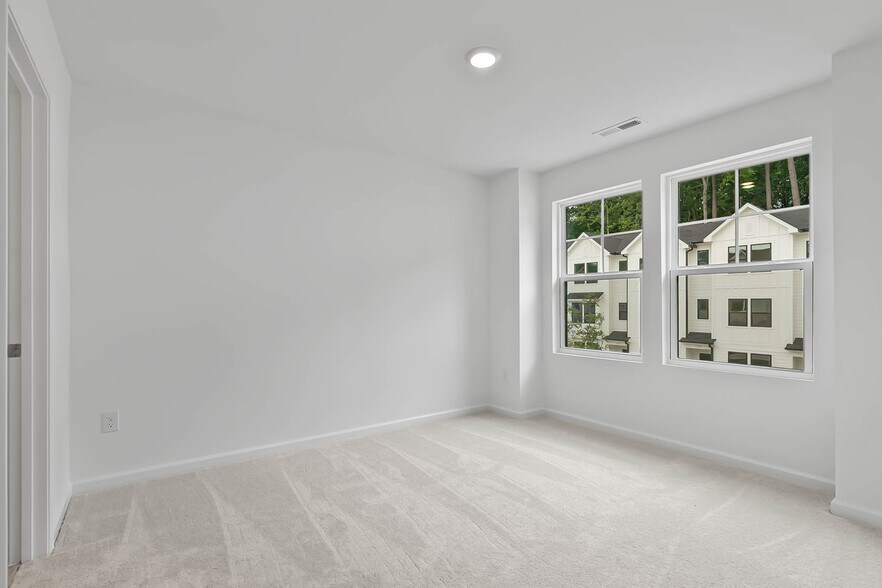 Building Photo - 1532 Crescent Townes Way
