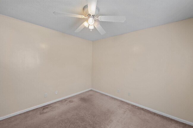 Building Photo - Beautiful 4-Bedroom Home with Lagoon Views in Pooler's Arbors at Godley Station