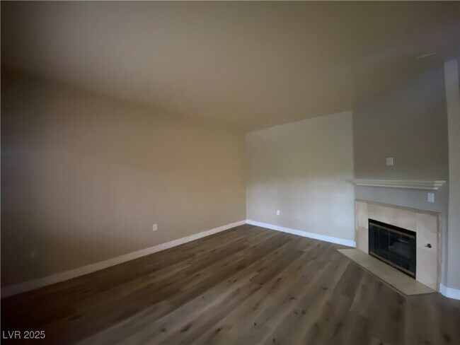 Primary Photo - 5250 S Rainbow Blvd