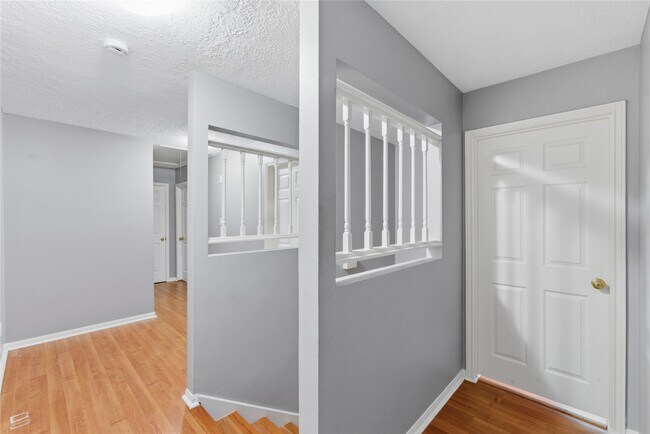 Building Photo - 12635 Ivyforest Dr