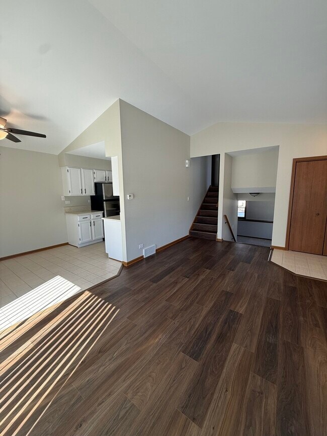 Building Photo - 39 Spuhler Dr