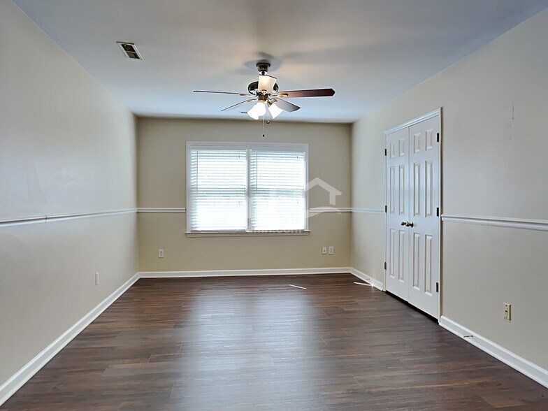 Building Photo - 6112 Glenridge Ct