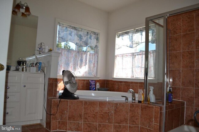 Building Photo - 44339 Apache Cir