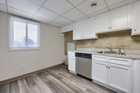 Building Photo - 341 Greenland Dr