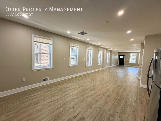 Building Photo - 5337 Locust St