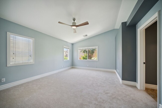 Building Photo - 187 Wicked Wedge Way