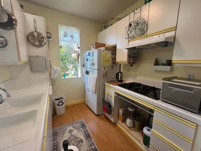 Building Photo - Stylish Second-Floor Condo in Sabre Springs – San Diego