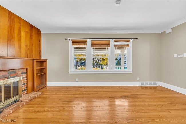 Building Photo - 18901 Renwood Ave