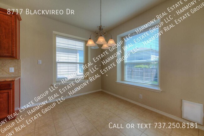 Building Photo - 8717 Blackvireo Dr