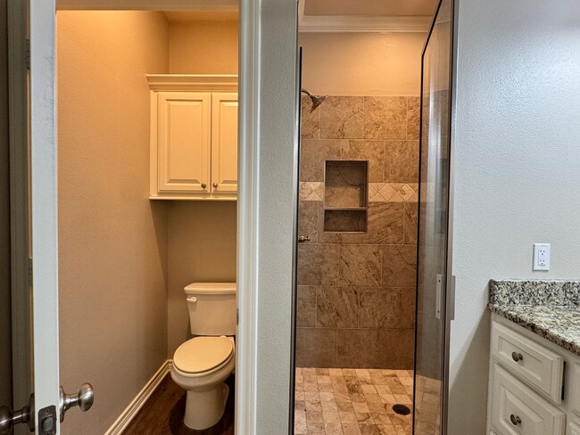 Building Photo - 3925 Old Omen Rd