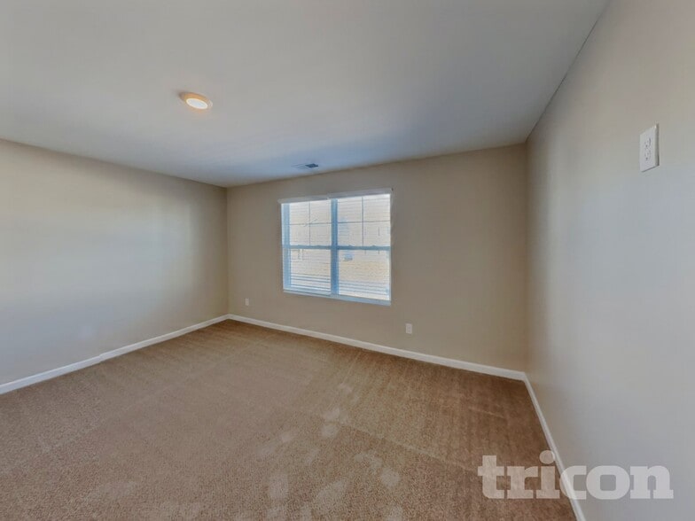 Building Photo - 1507 Ashgrove Pl