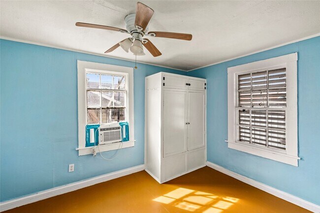 Building Photo - 1524 Mechanic St