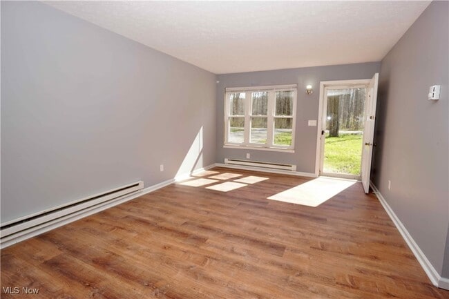 Building Photo - 18570 Shaw Rd