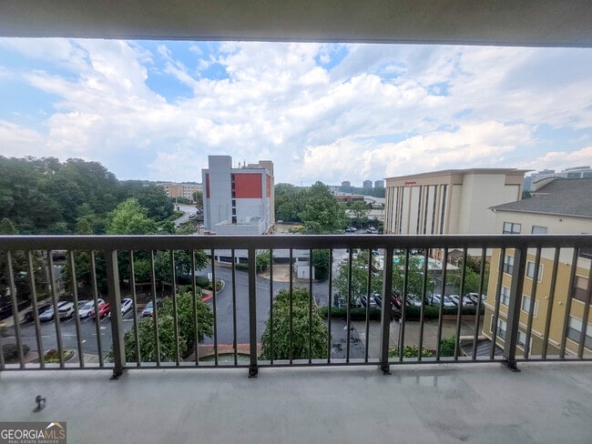 Building Photo - 795 Hammond Dr NE