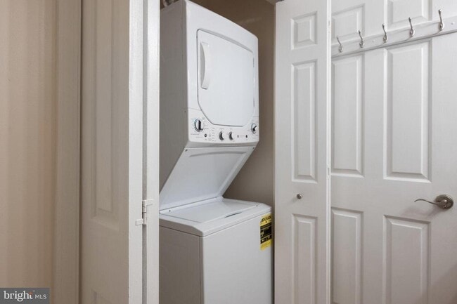 Building Photo - 10300 Appalachian Cir