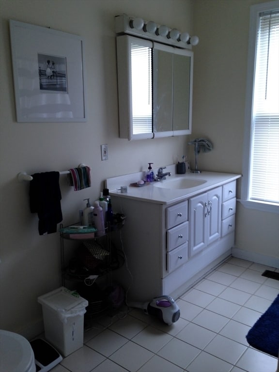 Building Photo - 3 Paige Ave