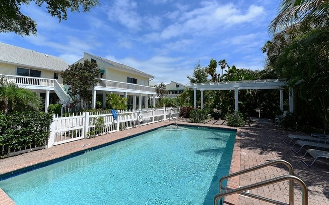 Building Photo - 2922 Gulf of Mexico Dr