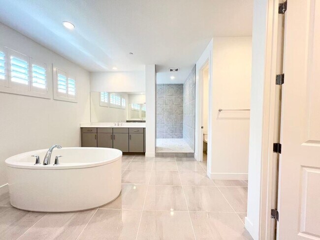 Building Photo - 10743 Patina Hills Ct