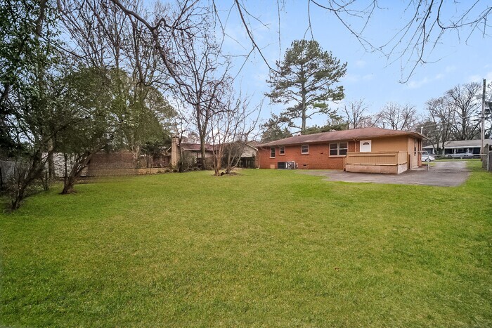Building Photo - 4610 Rutledge Dr NW