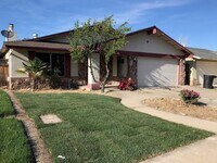 Building Photo - 3 bedroom in East Modesto!