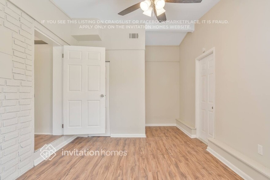 Building Photo - 5121 Liming Ave