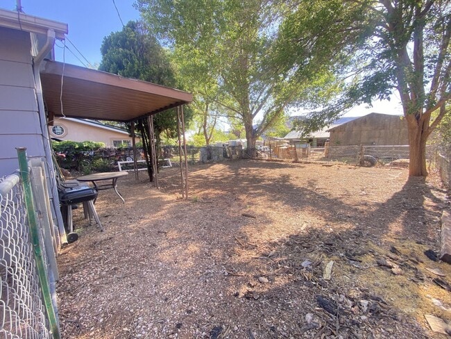 Building Photo - 363 N 300 W
