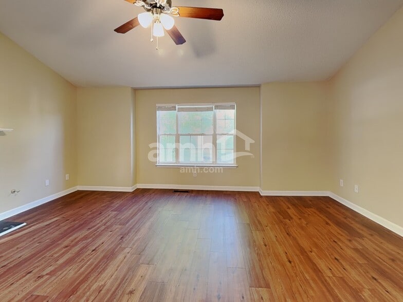 Building Photo - 7209 Cedar Forest Dr