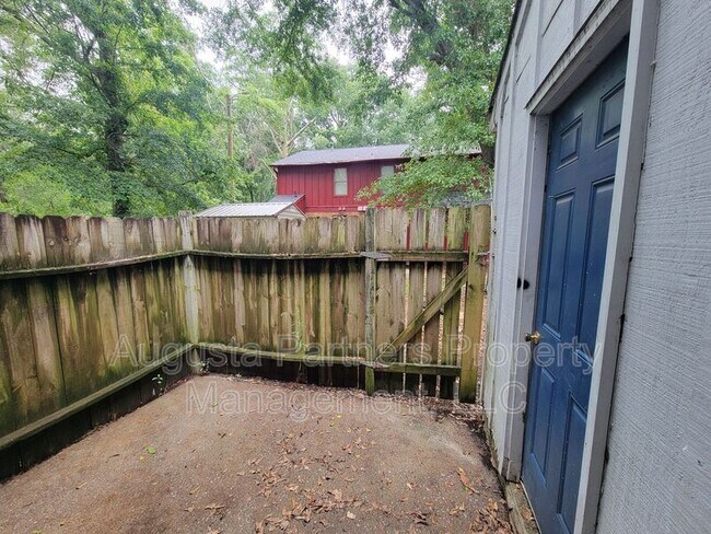 Building Photo - 151 Chalet North CT