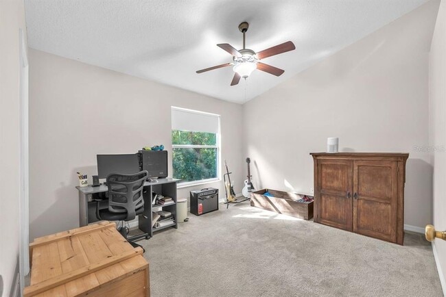 Building Photo - 2231 Golden Oak Ln