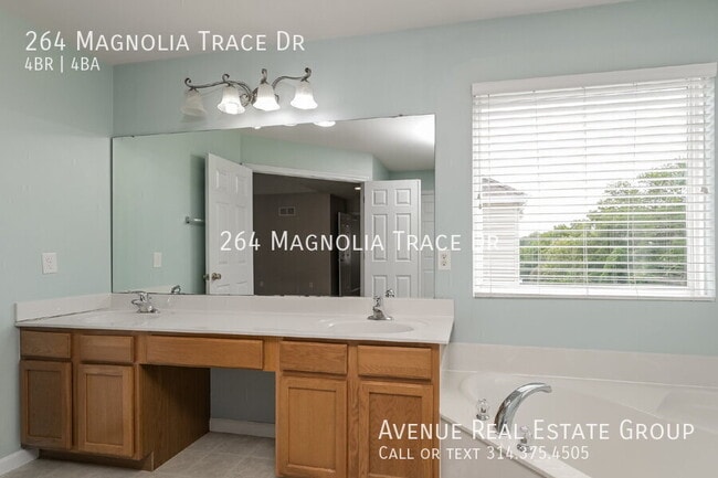 Building Photo - 264 Magnolia Trace Dr