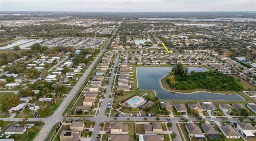 Building Photo - 304 Cascade Bend Dr