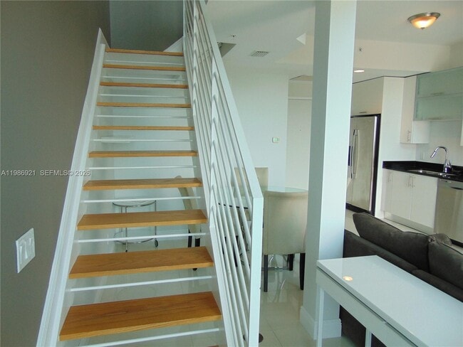 Building Photo - 60 SW 13th St