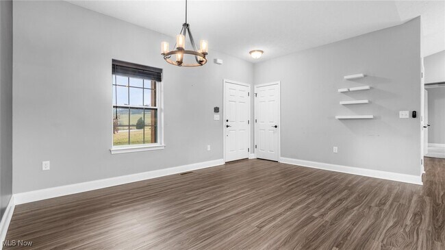 Building Photo - 6965 Chandlersville Rd