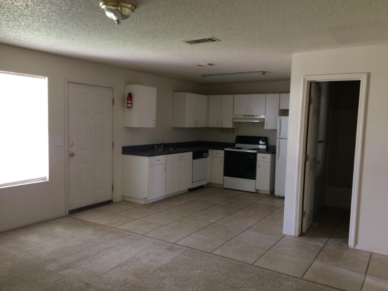 Building Photo - 610 24th St